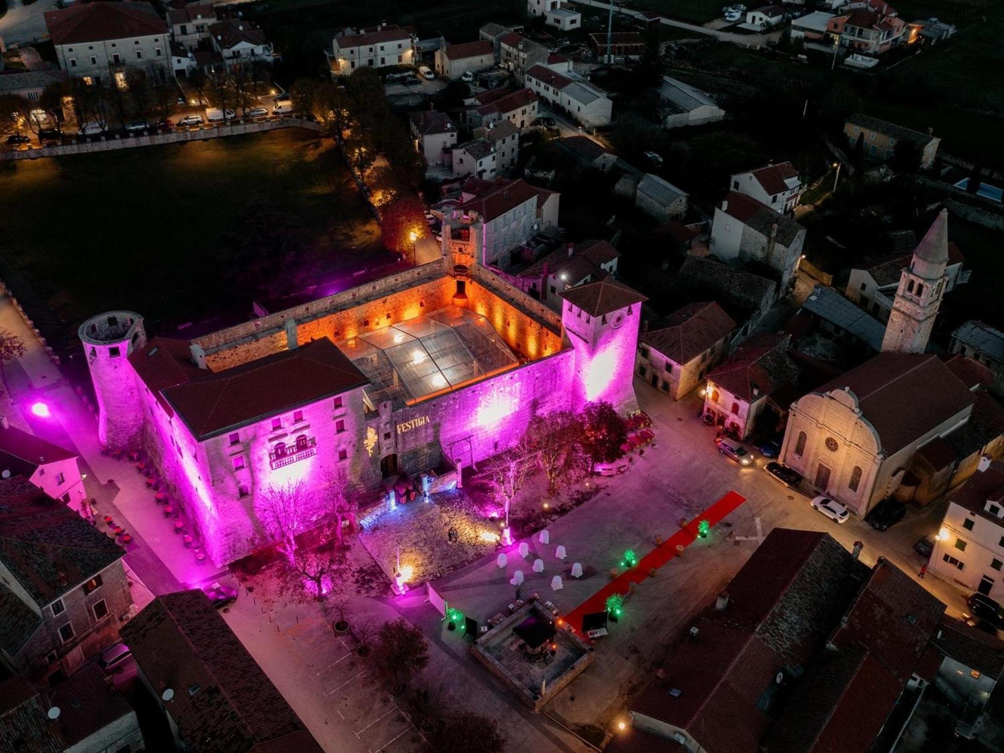 Teta Jana Apartment Smoljanci Exterior foto